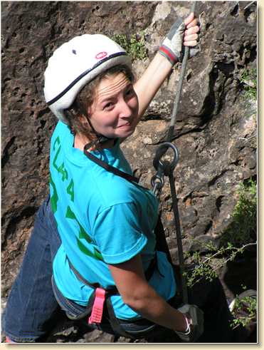 Kandice Medina rappelling