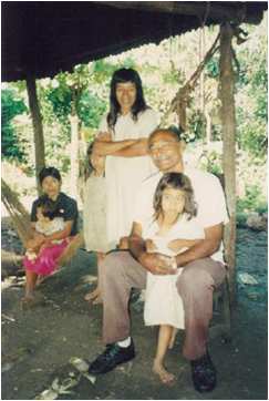 MPI layman Cirilo Surez with Lacandon family